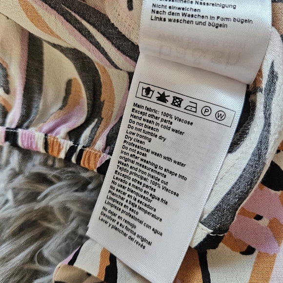 BA&SH printed Top NWT - Picture 9 of 13